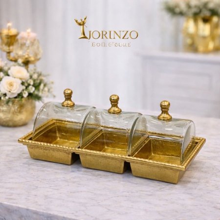 مضيفة ثلاثية مع غطاء نحاس هندي اطار ذهبي