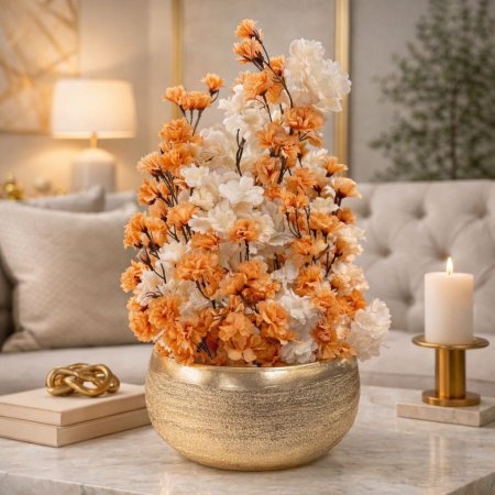 فازا ذهبية بلمسة مطفية أنيقة