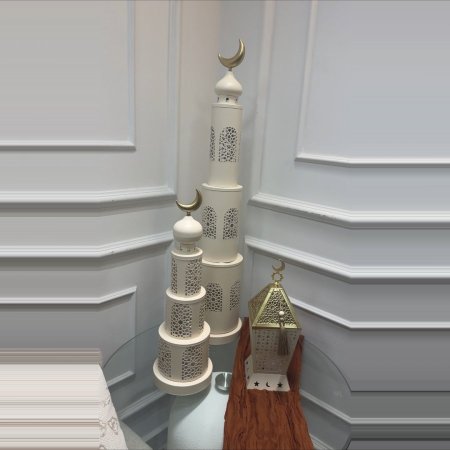 مجسّم فوانيس رمضان بشكل مآذن – طقم قطعتين ديكور فاخر