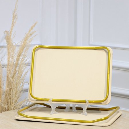 طقم صواني /2 مستطيل اطار تنك ذهبي وجه جلد كريمي بيدين لف