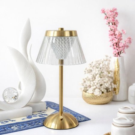 مصباح طاولة كريستال LED بإضاءة متعددة الألوان