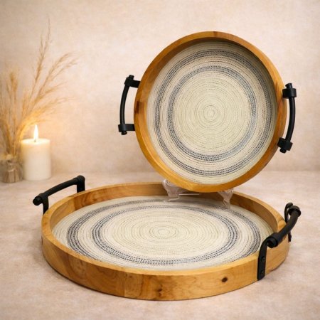 صينية تقديم دائرية خشب طبيعي – تصميم عصري فاخر (قطعتان)