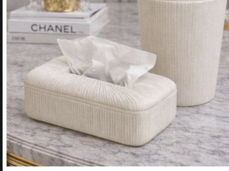 علبك محارم ريزن ابيض محزز