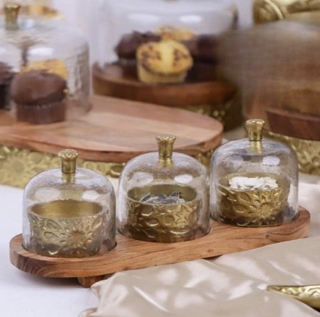 مضيفة 3 ثلاثية خشب و نحاس بغطاء زجاج هندي D335