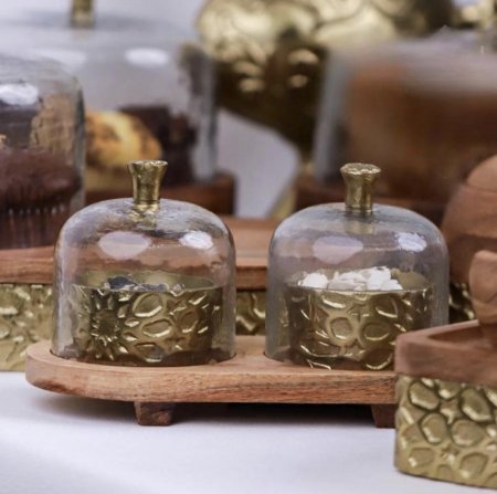 مضيفة 2 ثنائية خشب و نحاس بغطاء زجاج هندي D334