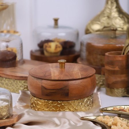 مضيفة خشب و نحاس هندي بغطاء 22*25سم D309