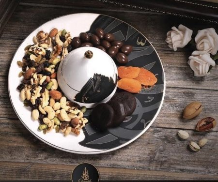 صحن تقديم مكسرات .. ضيافة أحرف عربية أوتانتيك