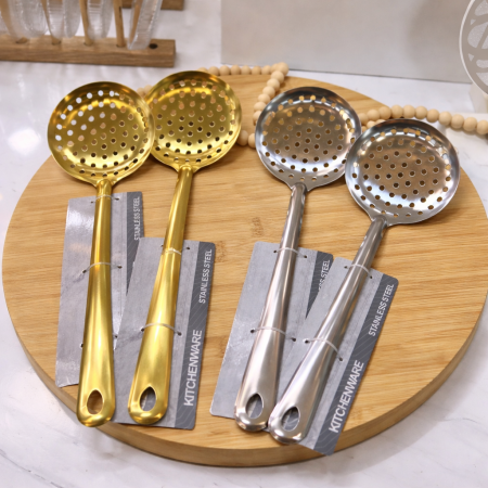 كفكير تصفية (Skimmer) ستانلس ستيل – عملية وأناقة للمطبخ