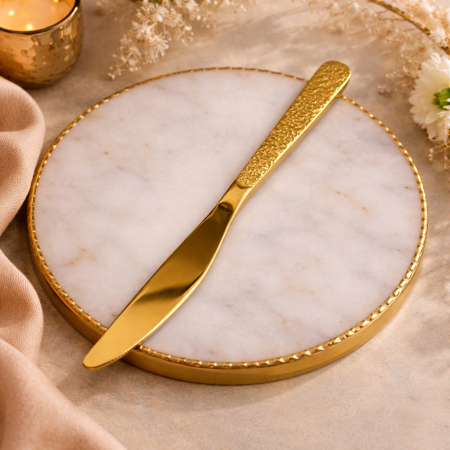 طقم 6 سكاكين طعام فاخر بتصميم أنيق ولون ذهبي لامع