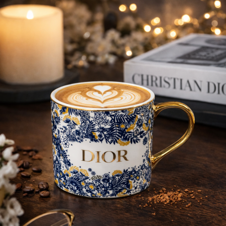 ماج نسكافيه قهوة فاخر بتصميم أنيق مستوحى من الطابع الكلاسيكي الراقي DIOR