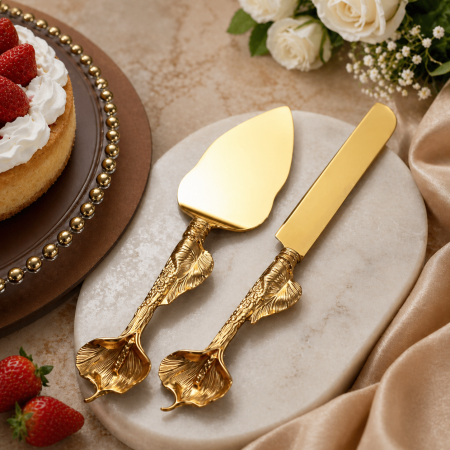 طقم تقديم كيك فاخر (سكين + ملعقة تقديم) بتصميم ذهبي 3-1