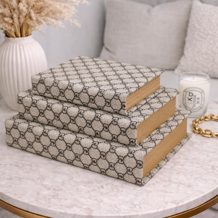 كتب ديكور فاخرة جلد بنقشة كلاسيكية