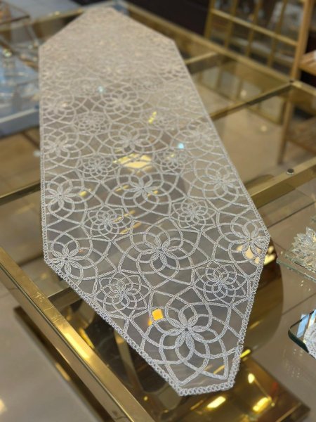 رنر طاولة يلدز