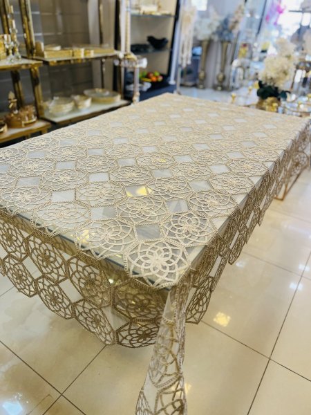 شرشف طاولة سفرة