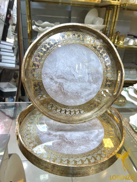 دائري رمادي