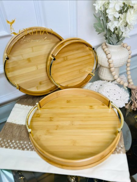 صواني خشبية بالشكل الدائري بمقابض ذهبية 3 قطع